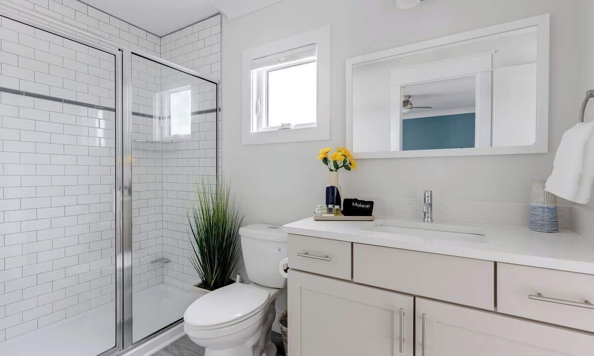 Photo of Bathroom in River District