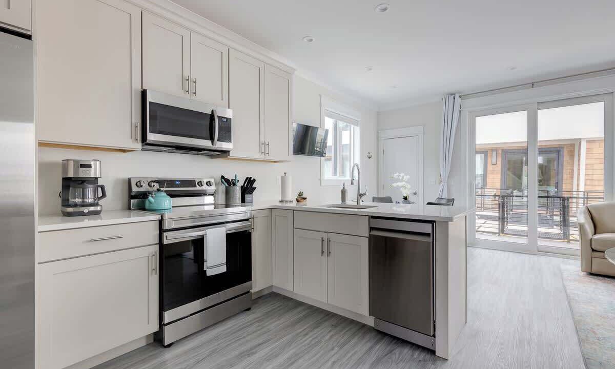 Photo of Kitchen in River District