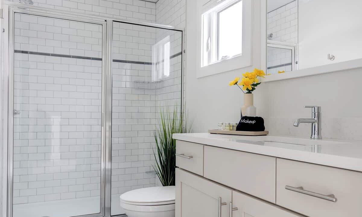 Photo of Bathroom in River District