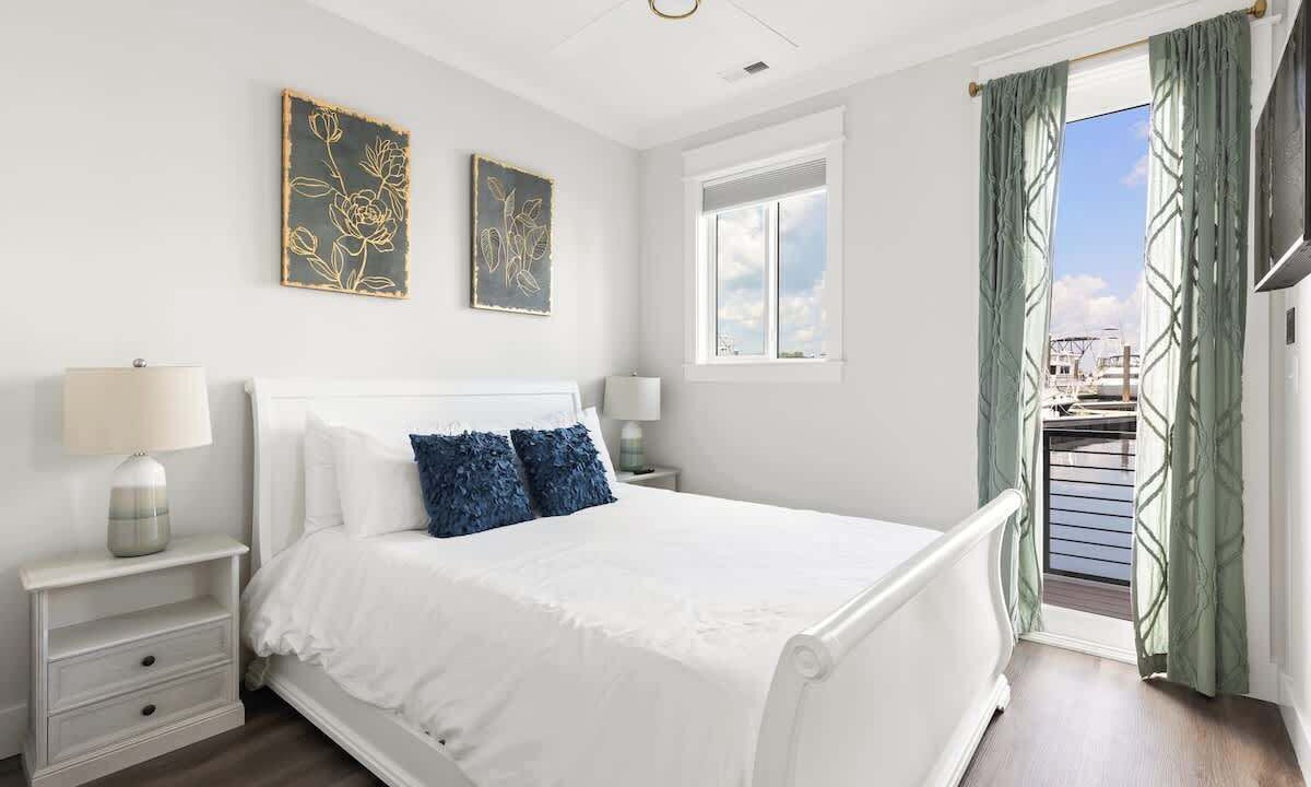 Photo of Bedroom in River District