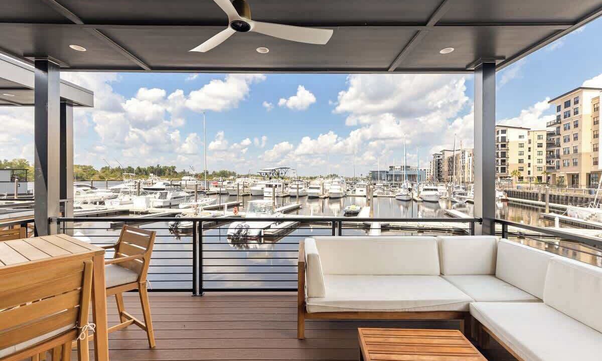 Photo of Outdoor in River District