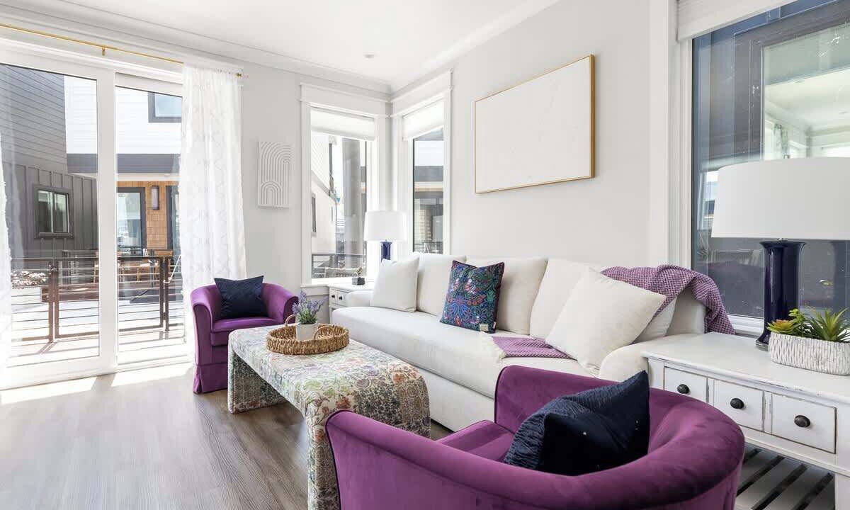 Photo of Livingroom in River District