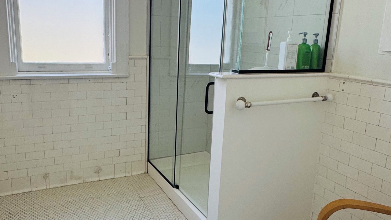 Photo of Bathroom in LaGrange