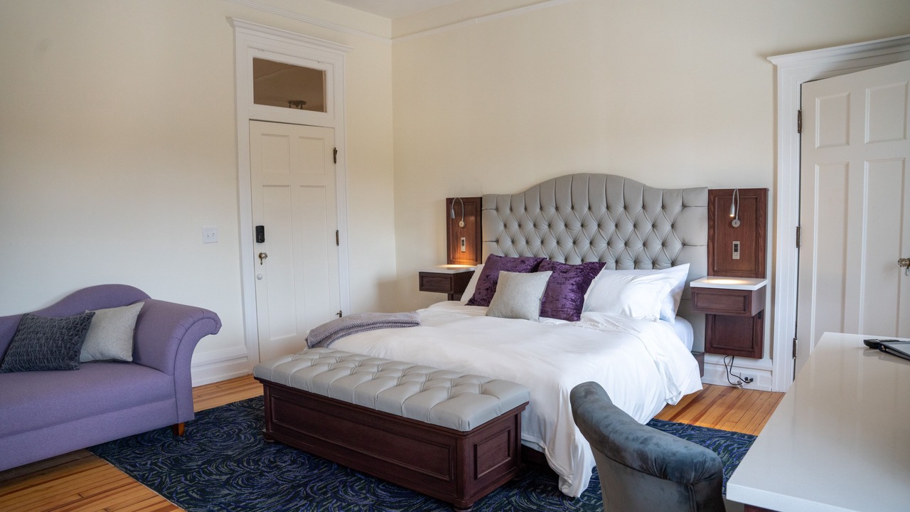 Photo of Bedroom in LaGrange