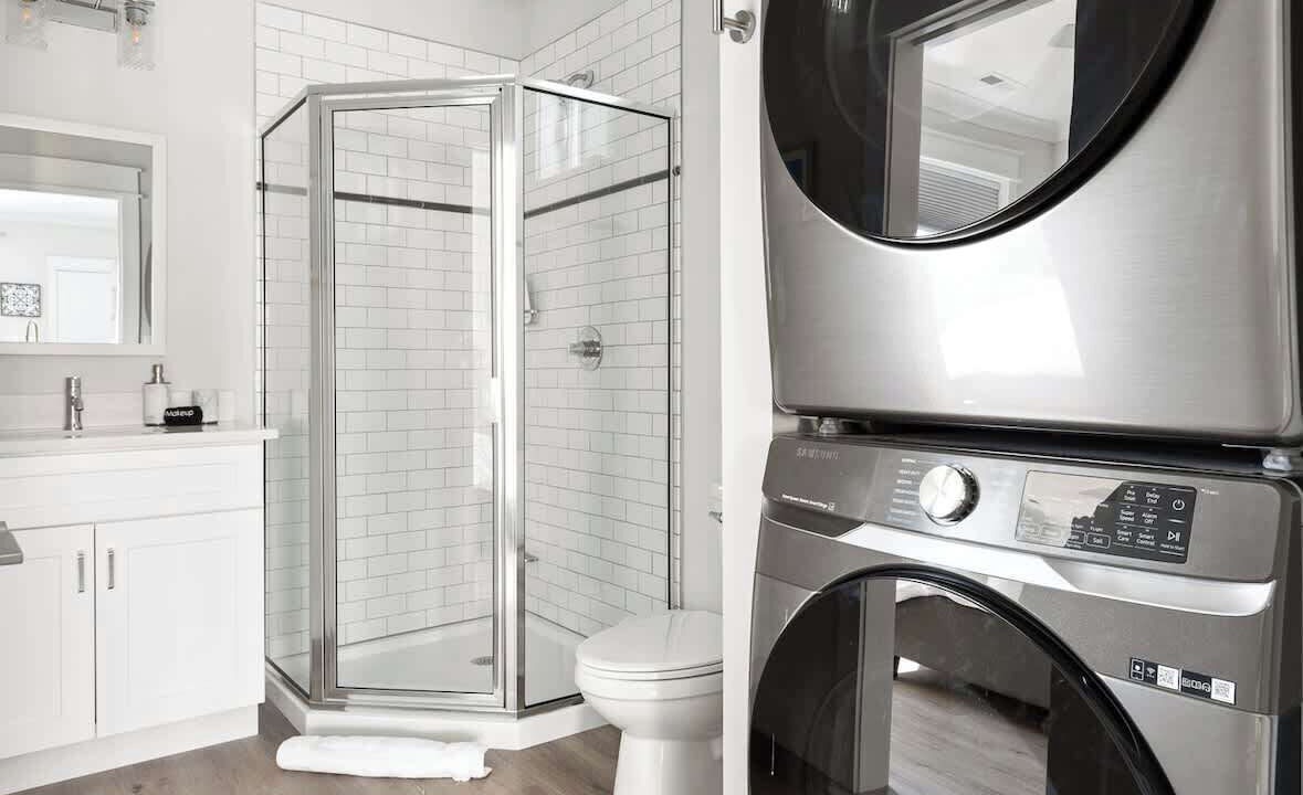 Photo of Bathroom in River District