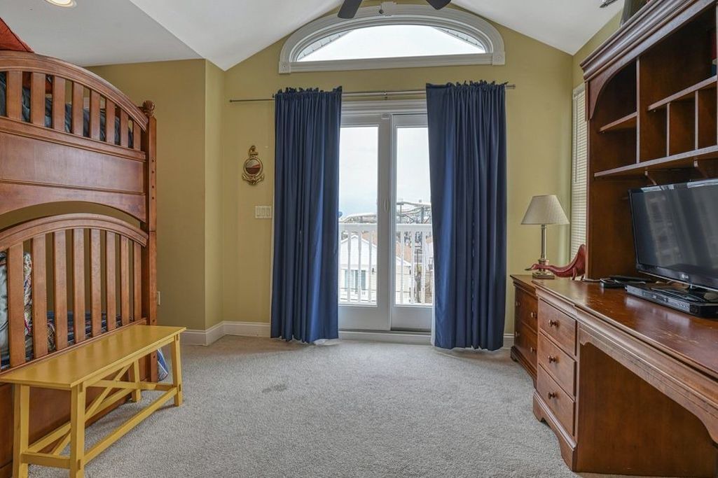 Photo of Livingroom in Ortley Beach