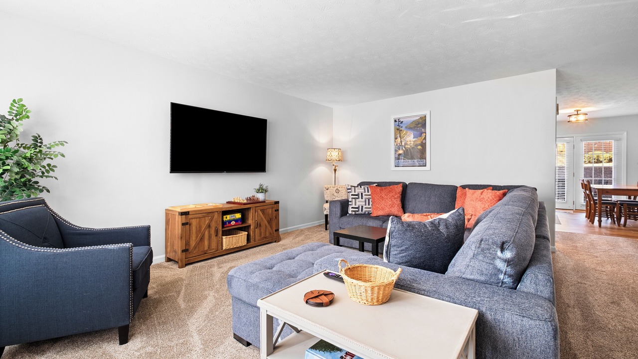 Photo of Livingroom in Auburn