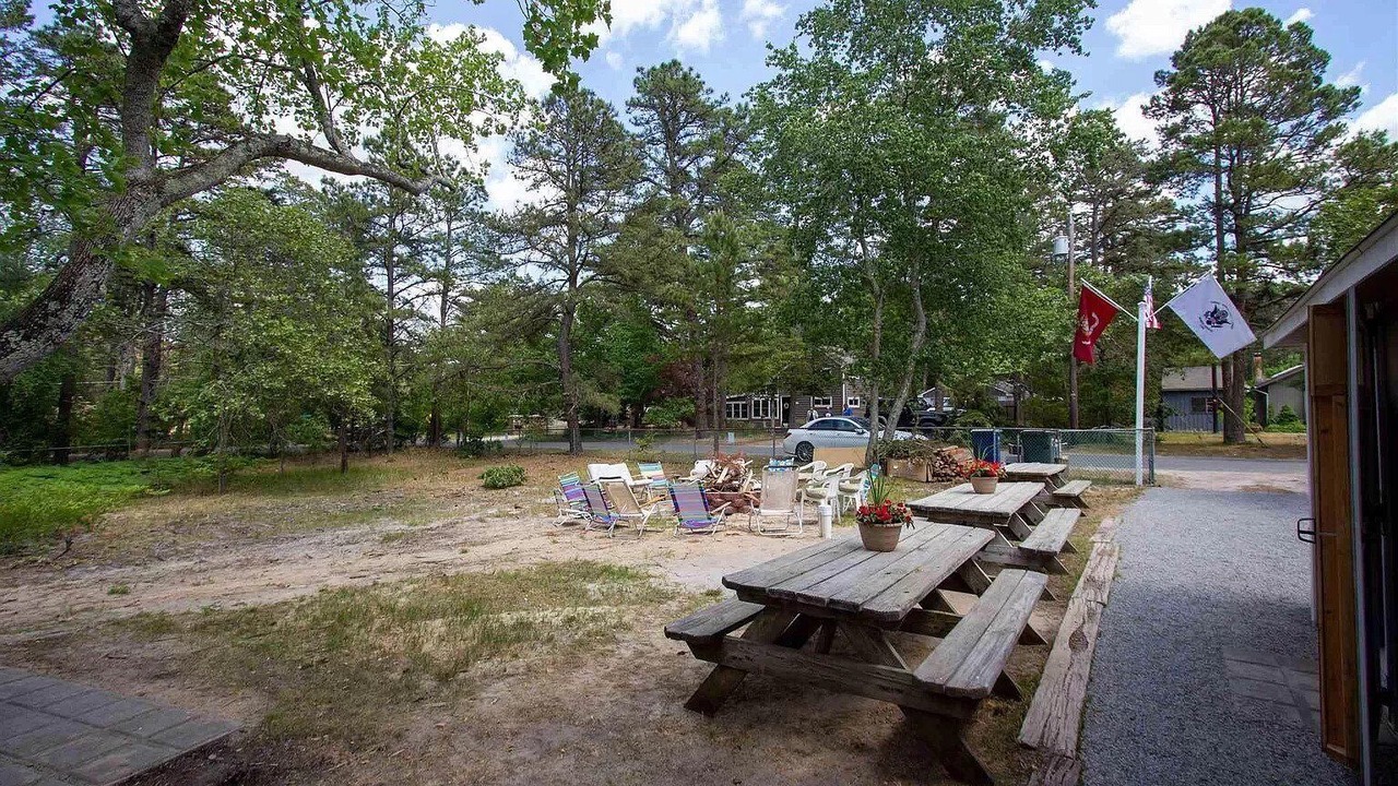 Photo of Outdoor in Elwood