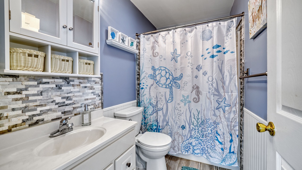Photo of Bathroom in Beach Haven West