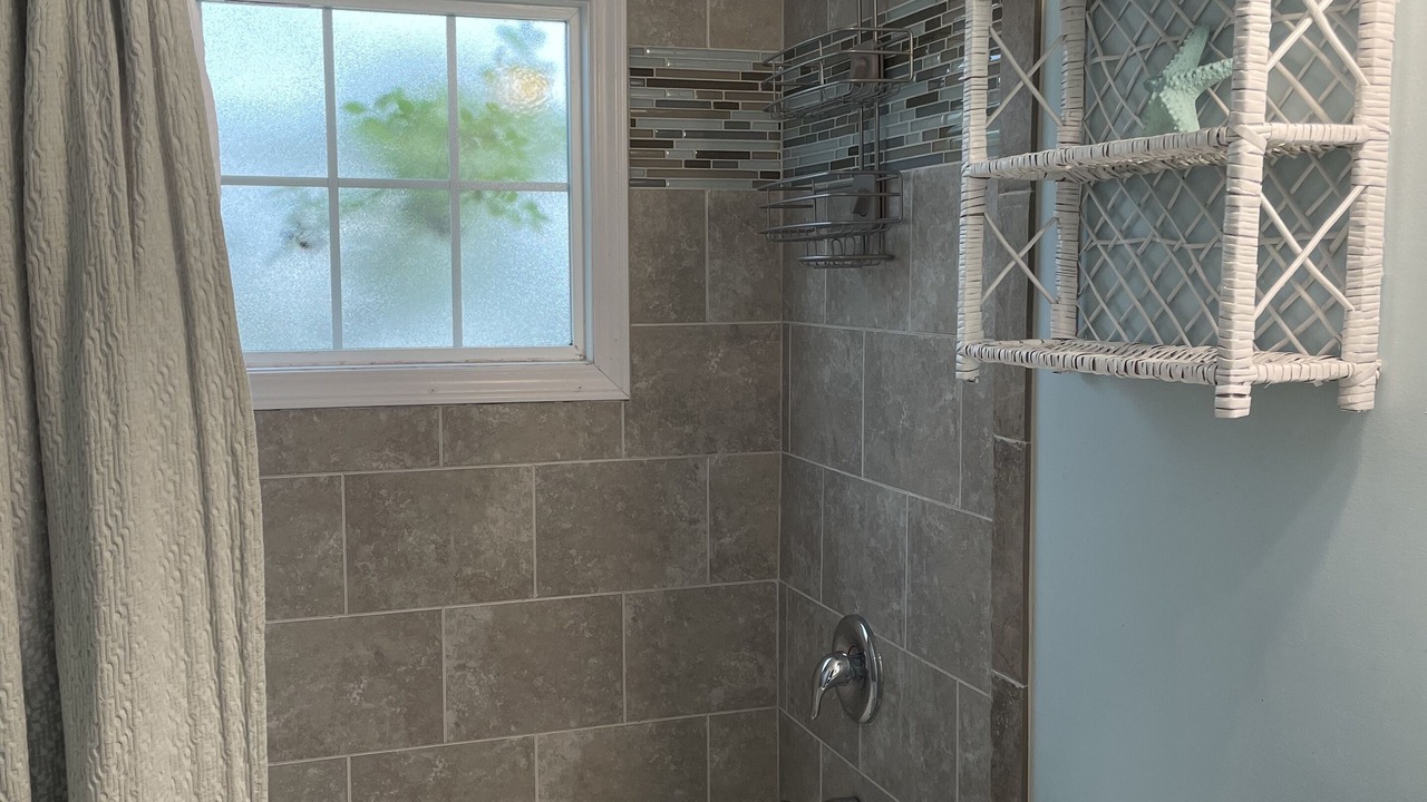 Photo of Bathroom in Beach Haven West