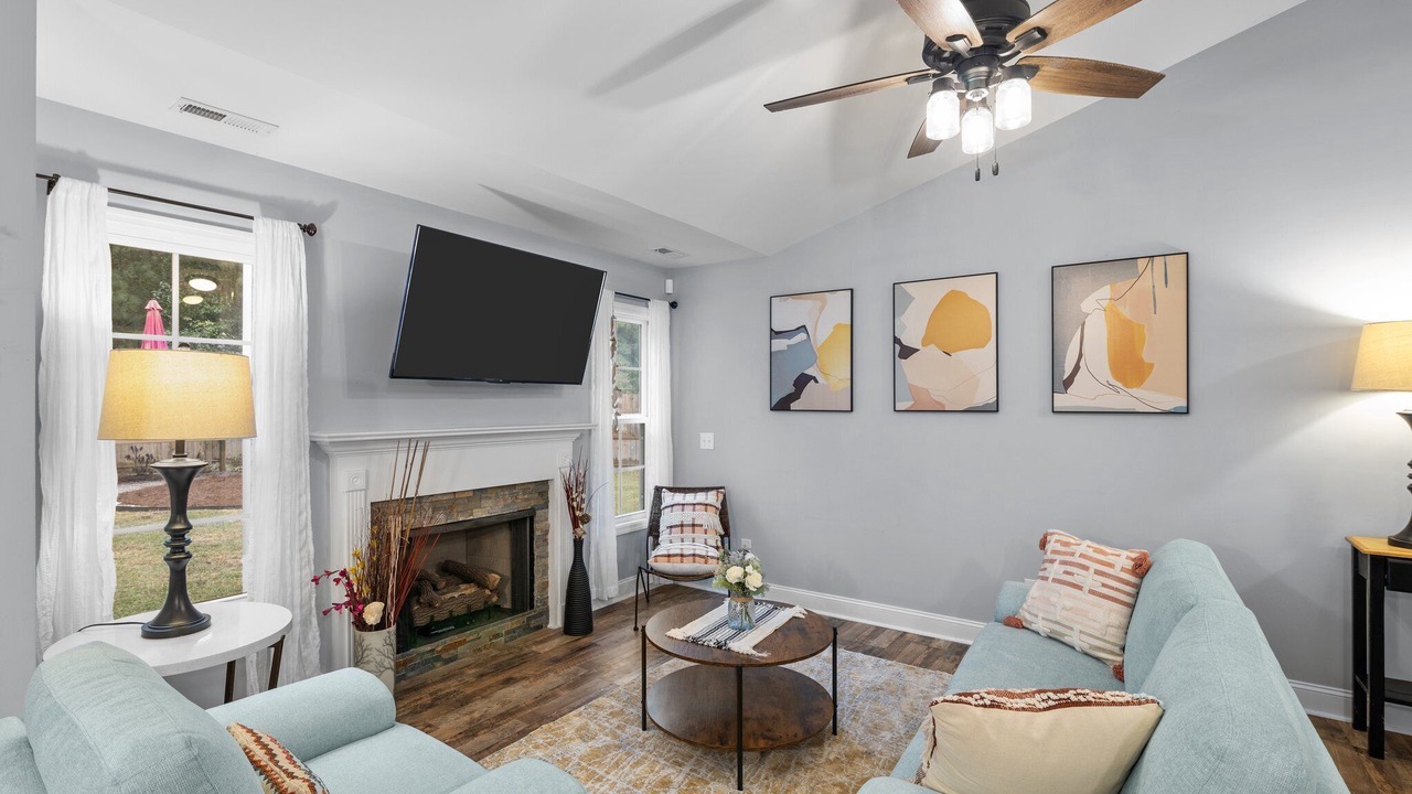 Photo of Livingroom in New Bern