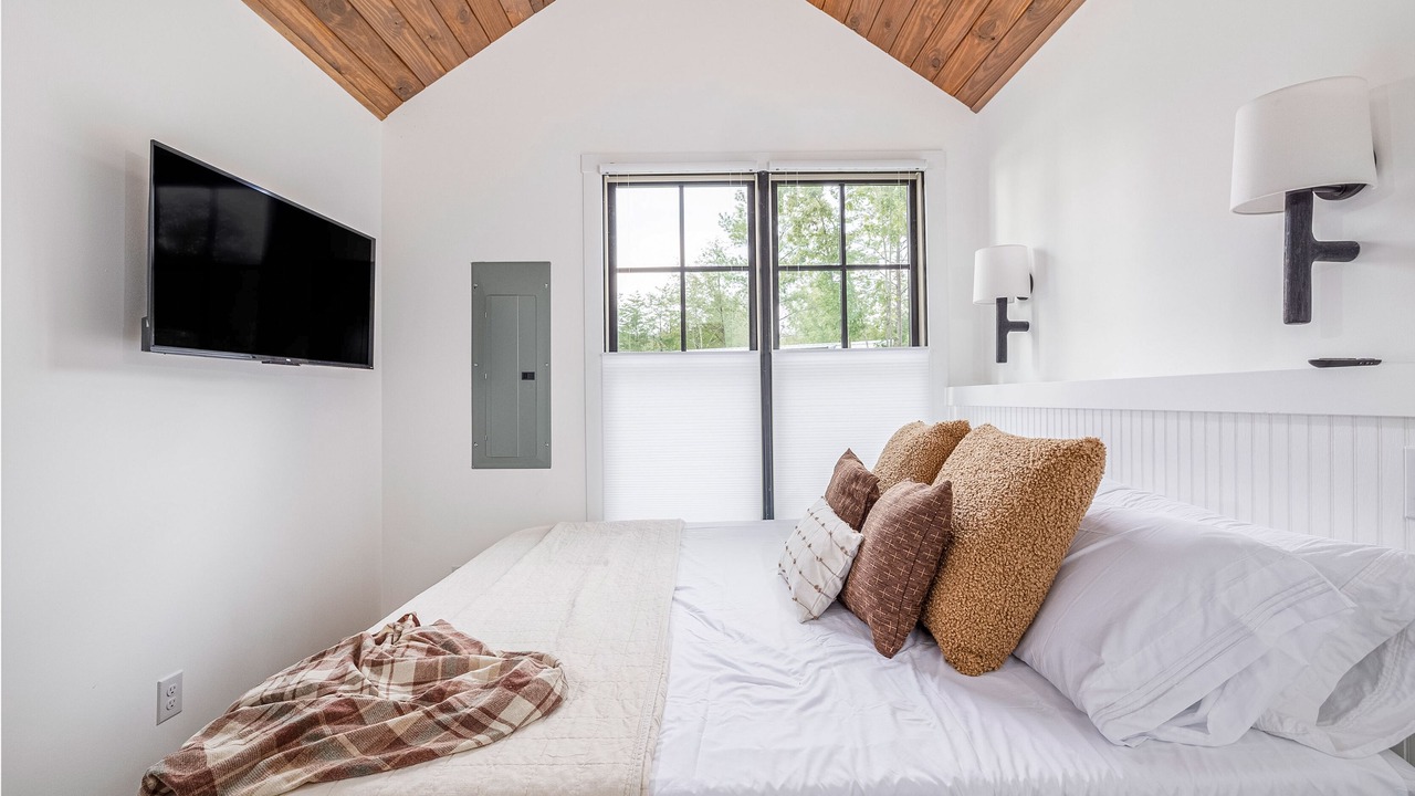 Photo of Bedroom in Tracy City