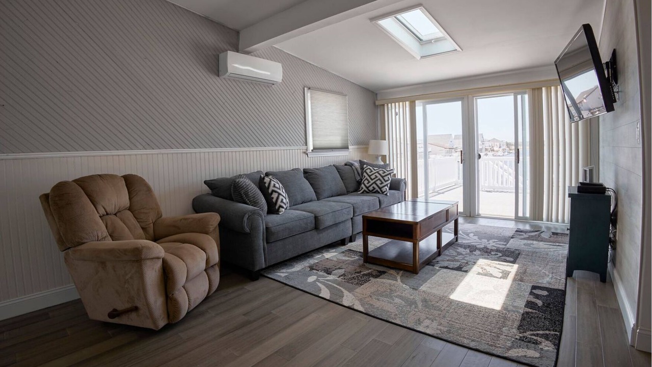 Photo of Livingroom in Tuckerton Beach