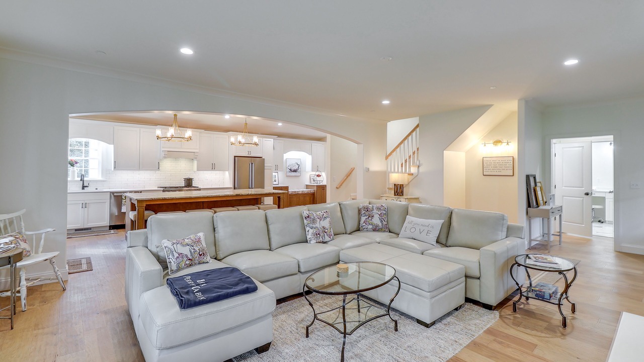 Photo of Livingroom in Tolchester Beach