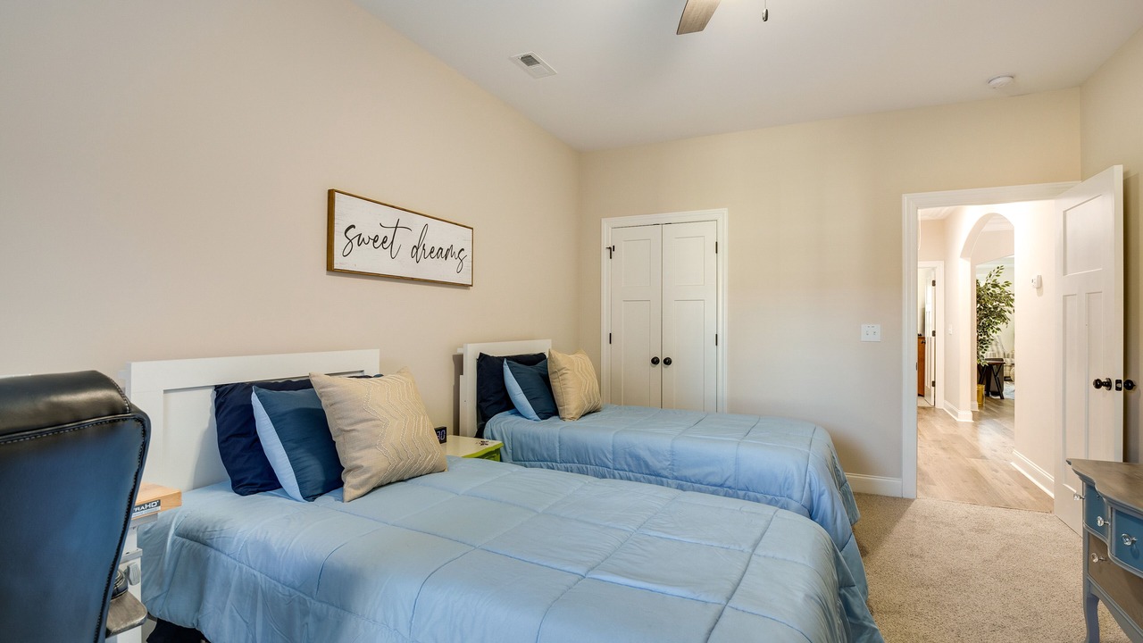 Photo of Bedroom in Owens Cross Roads