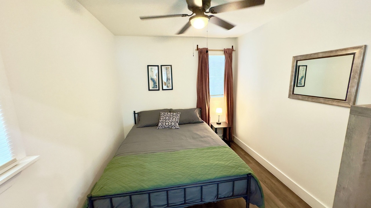 Photo of Bedroom in Albertville
