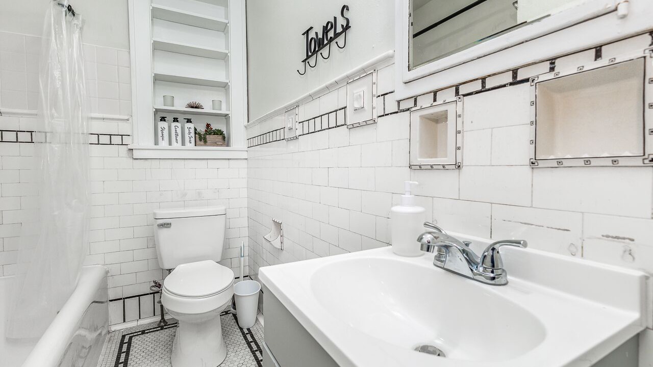 Photo of Bathroom in Dubuque