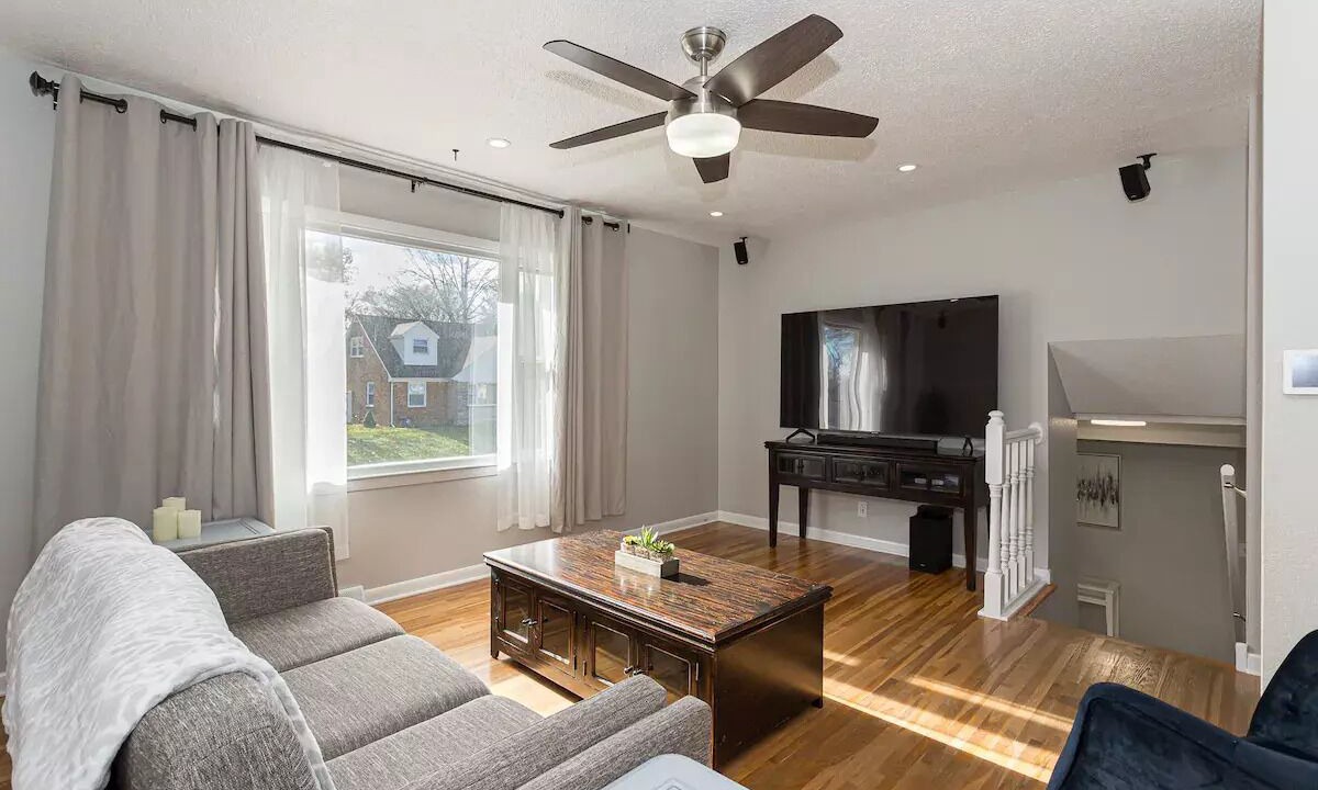 Photo of Livingroom in Bettendorf