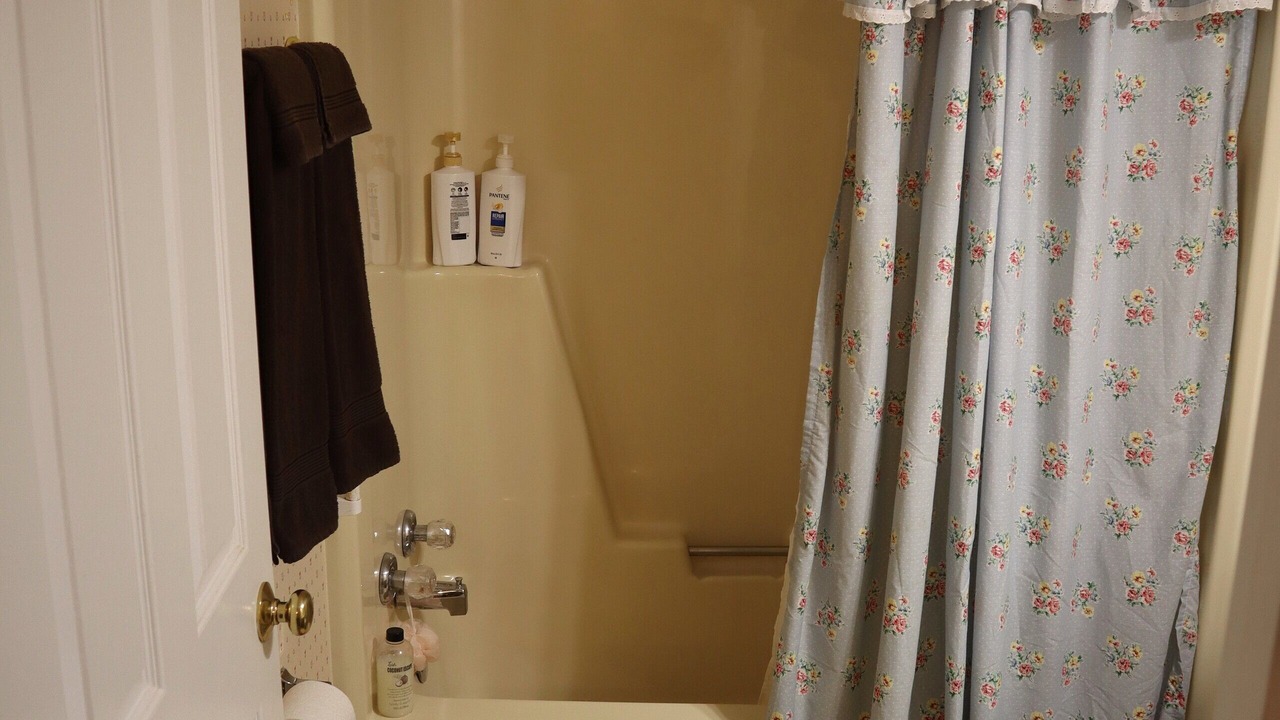 Photo of Bathroom in Mount Berry