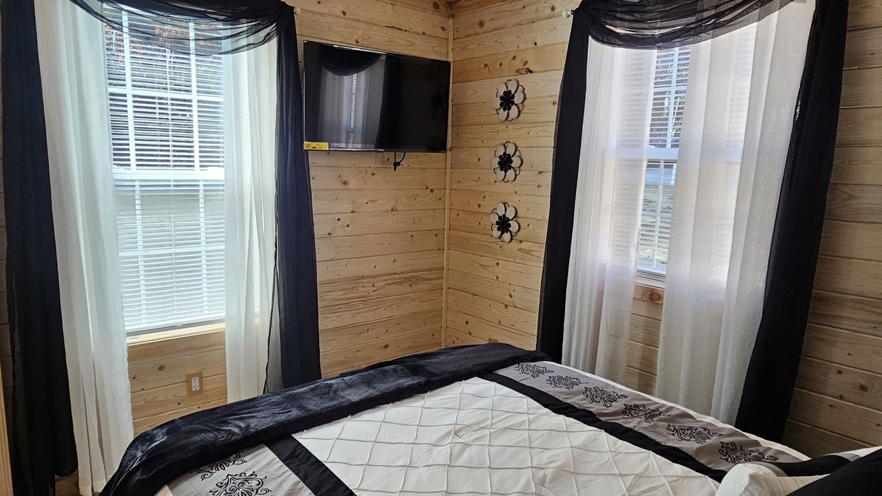 Photo of Bedroom in Tunnel Hill