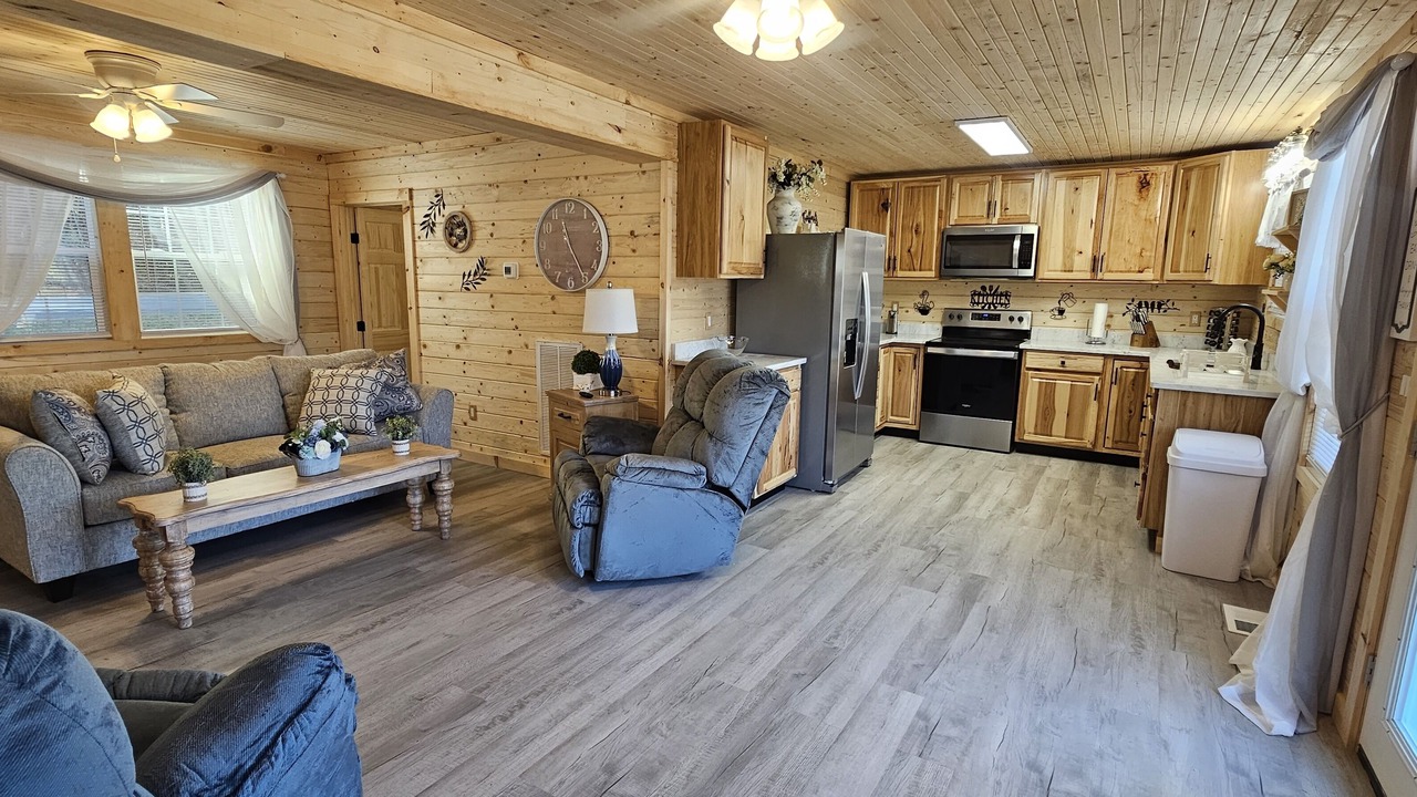 Photo of Livingroom in Tunnel Hill