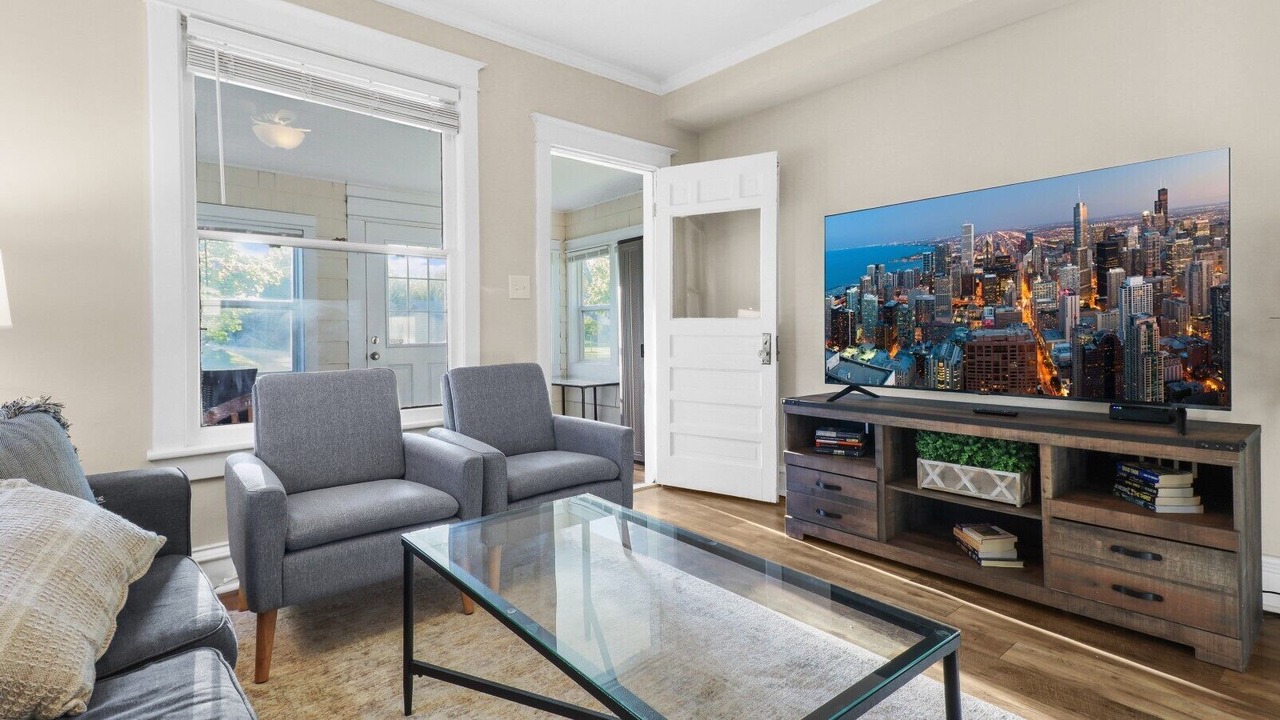 Photo of Livingroom in Libertyville