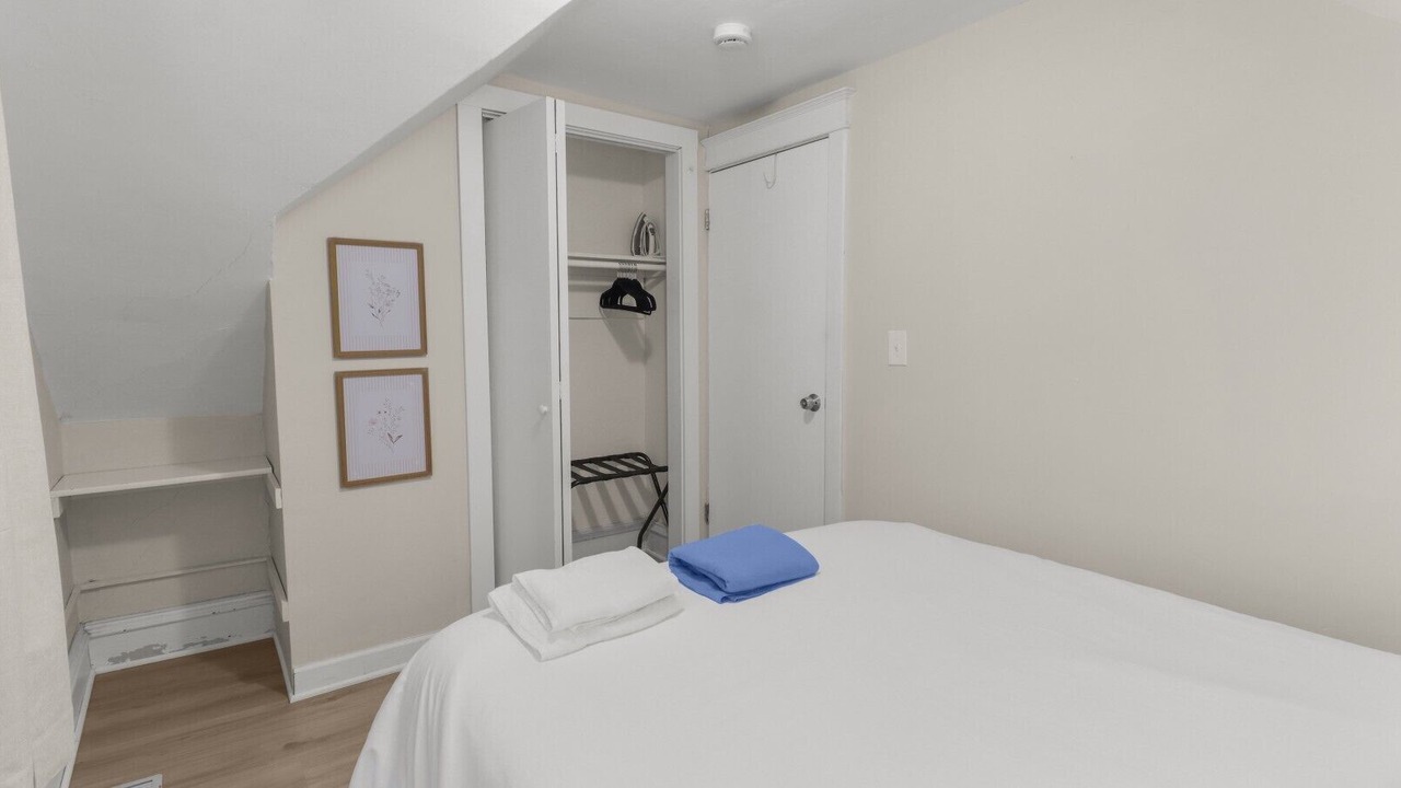 Photo of Bedroom in Libertyville