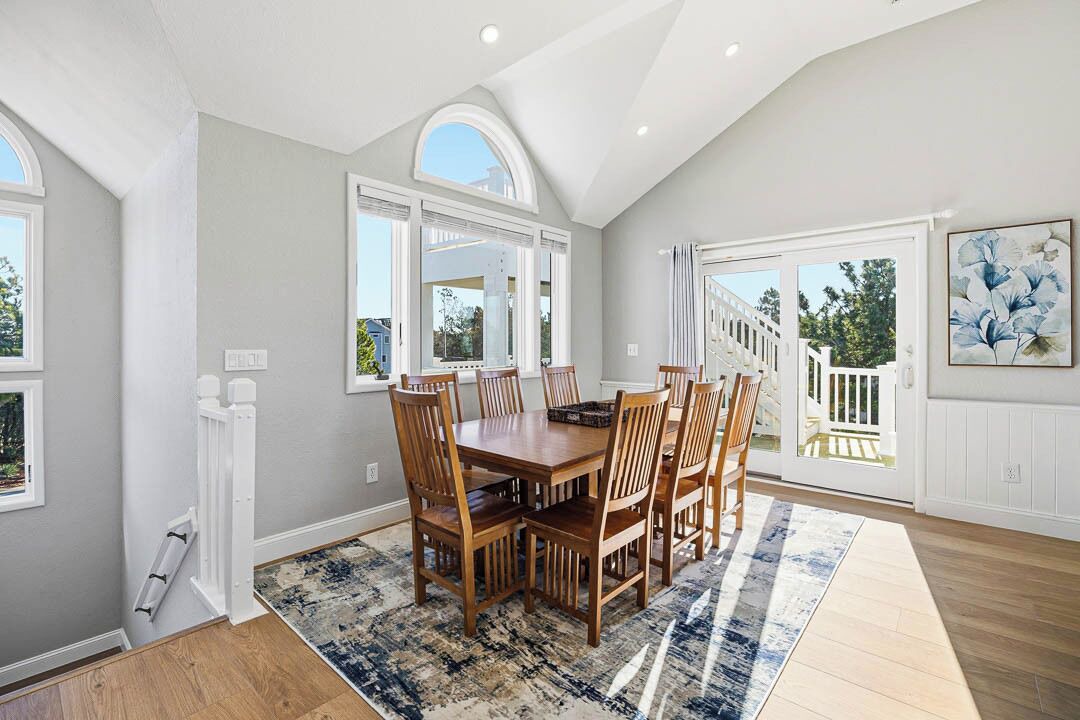 Photo of Bedroom in Corolla Light