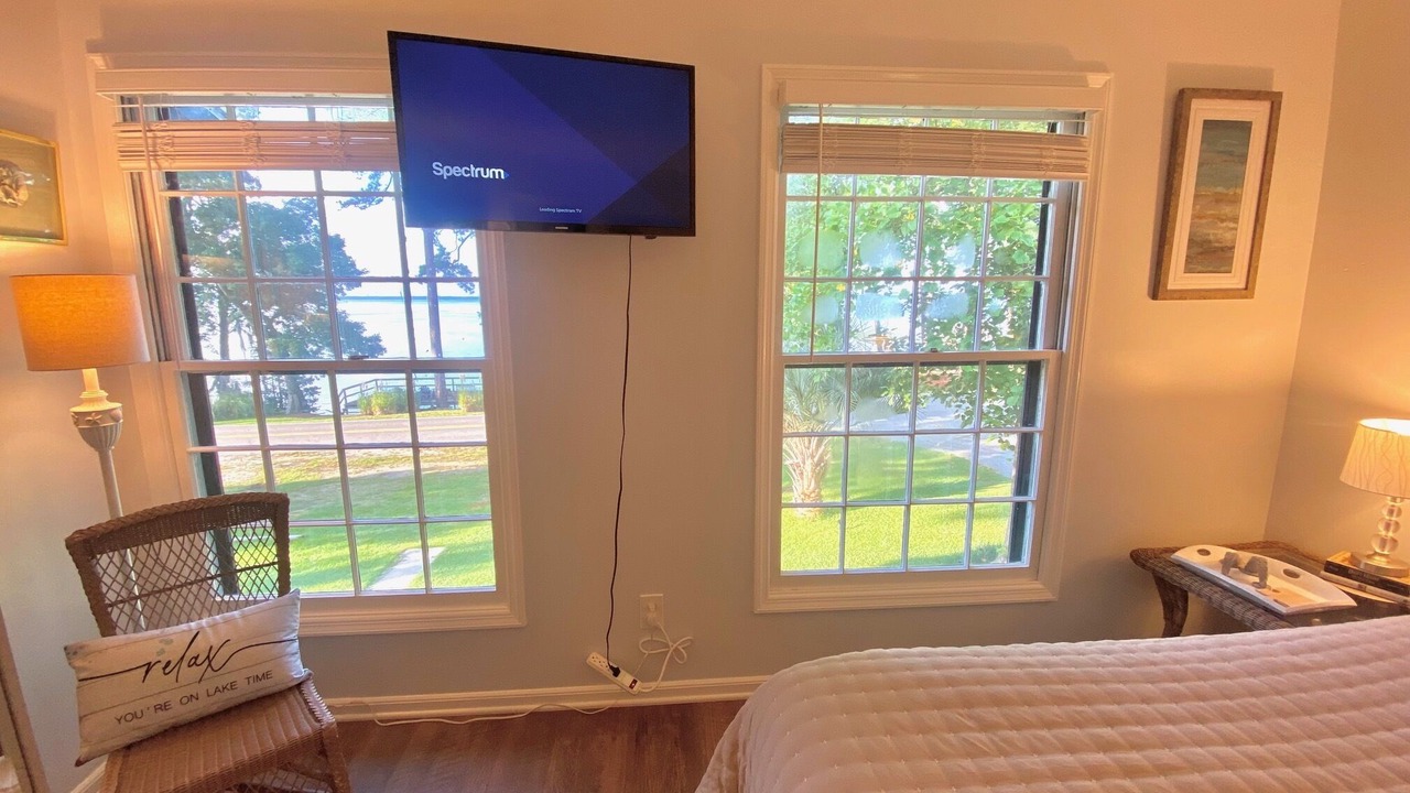 Photo of Bedroom in Lake Waccamaw