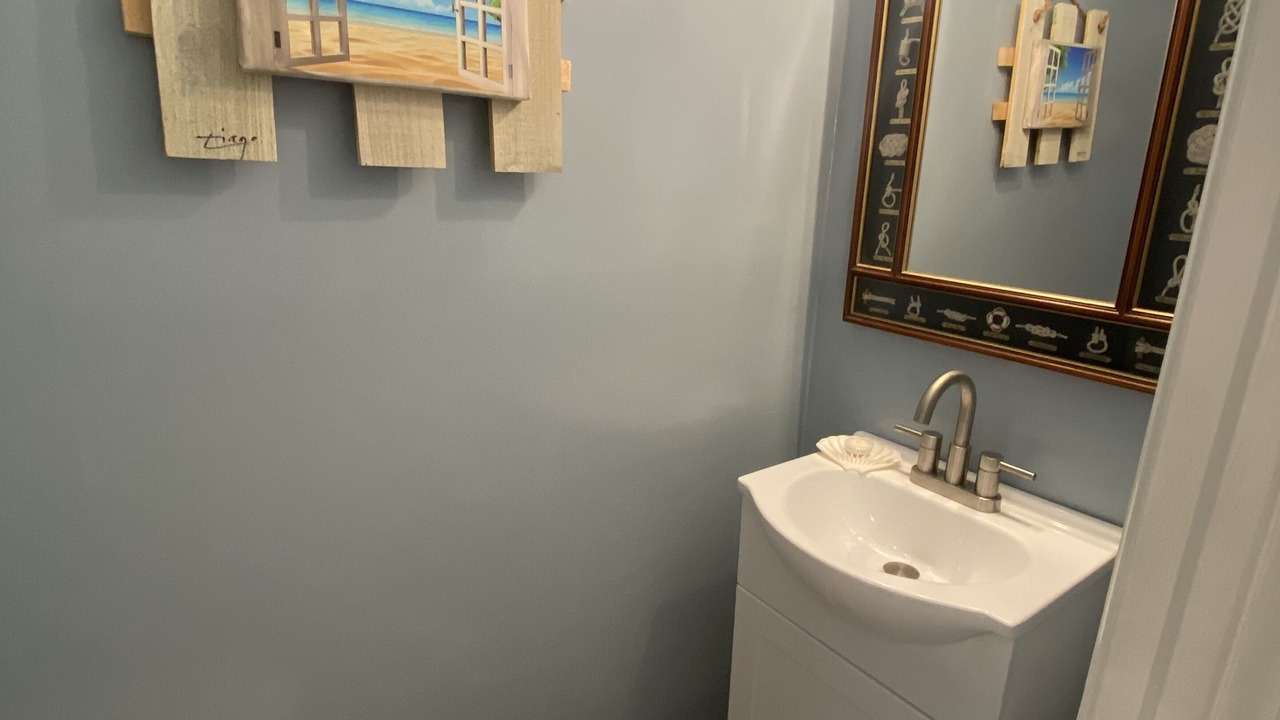 Photo of Bathroom in Lake Waccamaw