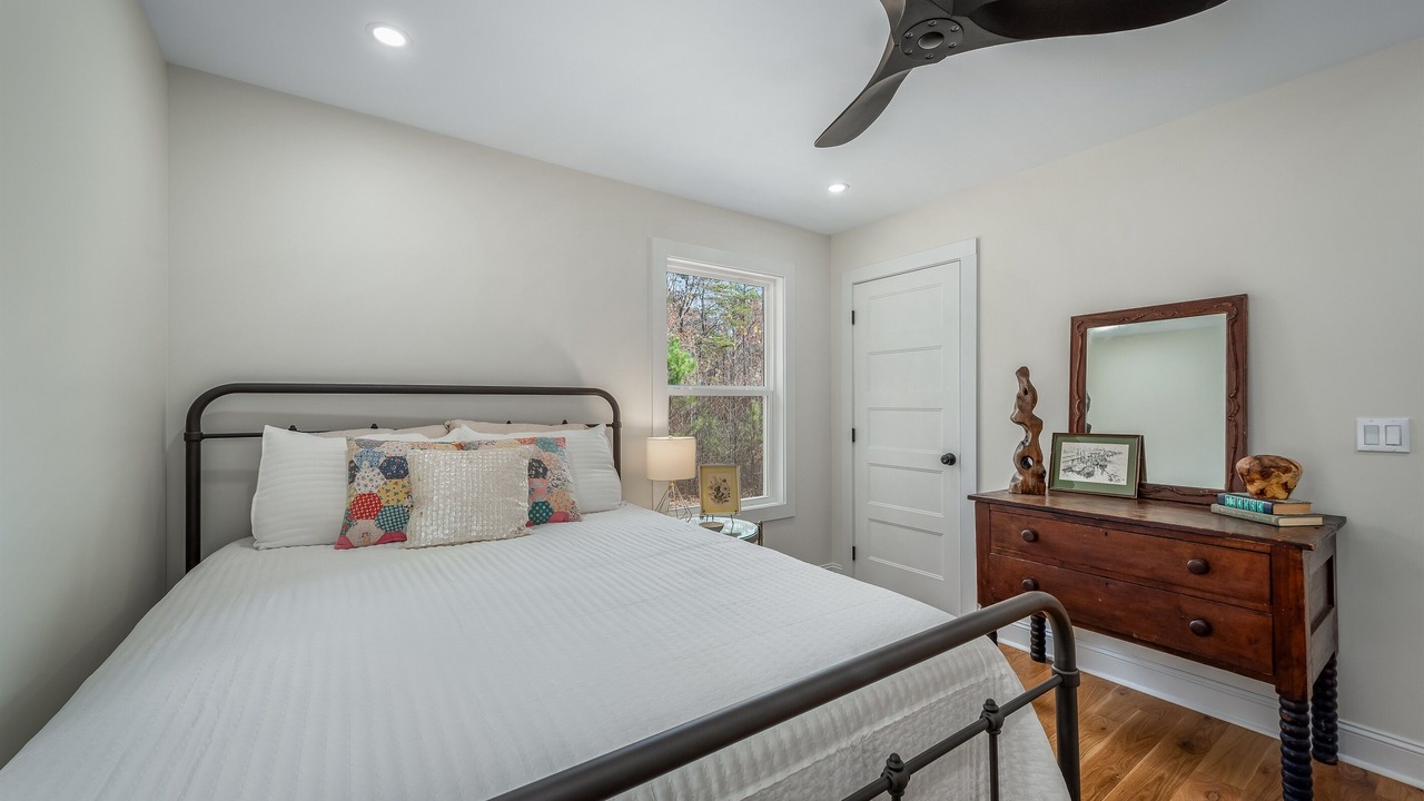 Photo of Bedroom in Mentone