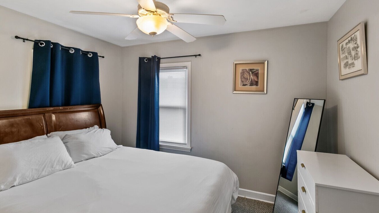 Photo of Bedroom in Libertyville