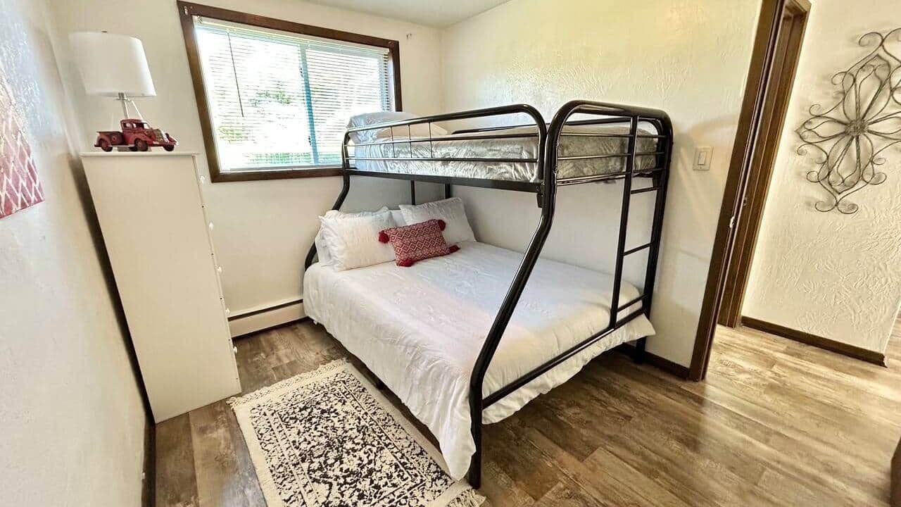 Photo of Bedroom in Marion