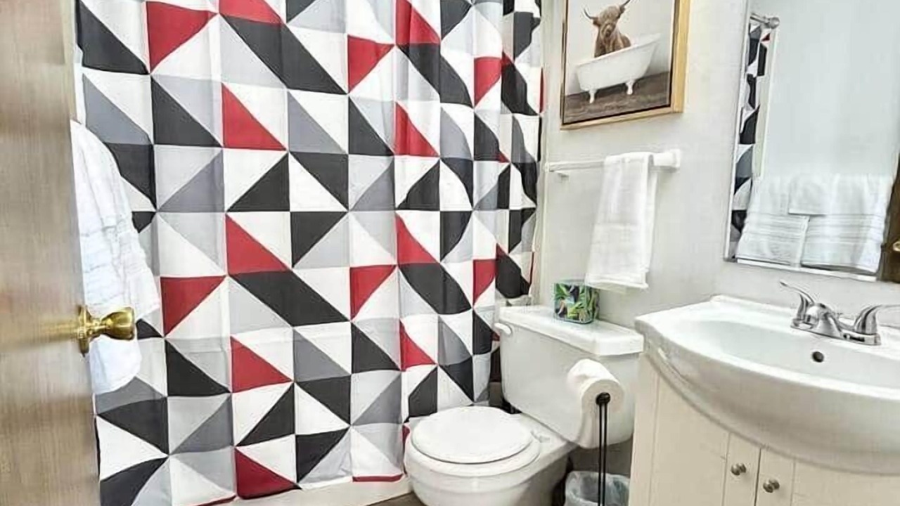 Photo of Bathroom in Marion