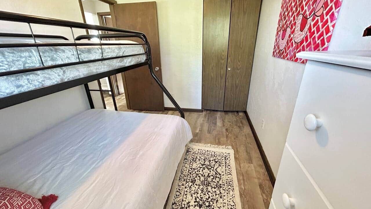 Photo of Bedroom in Marion