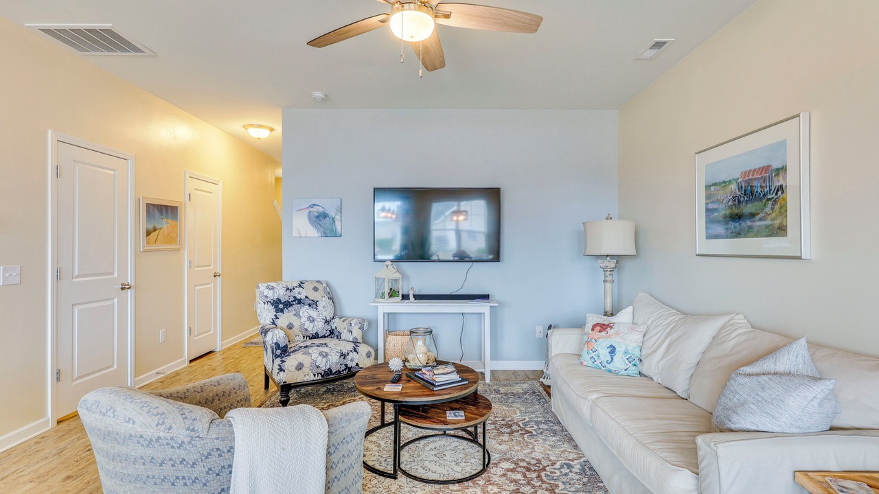 Photo of Livingroom in Murraysville