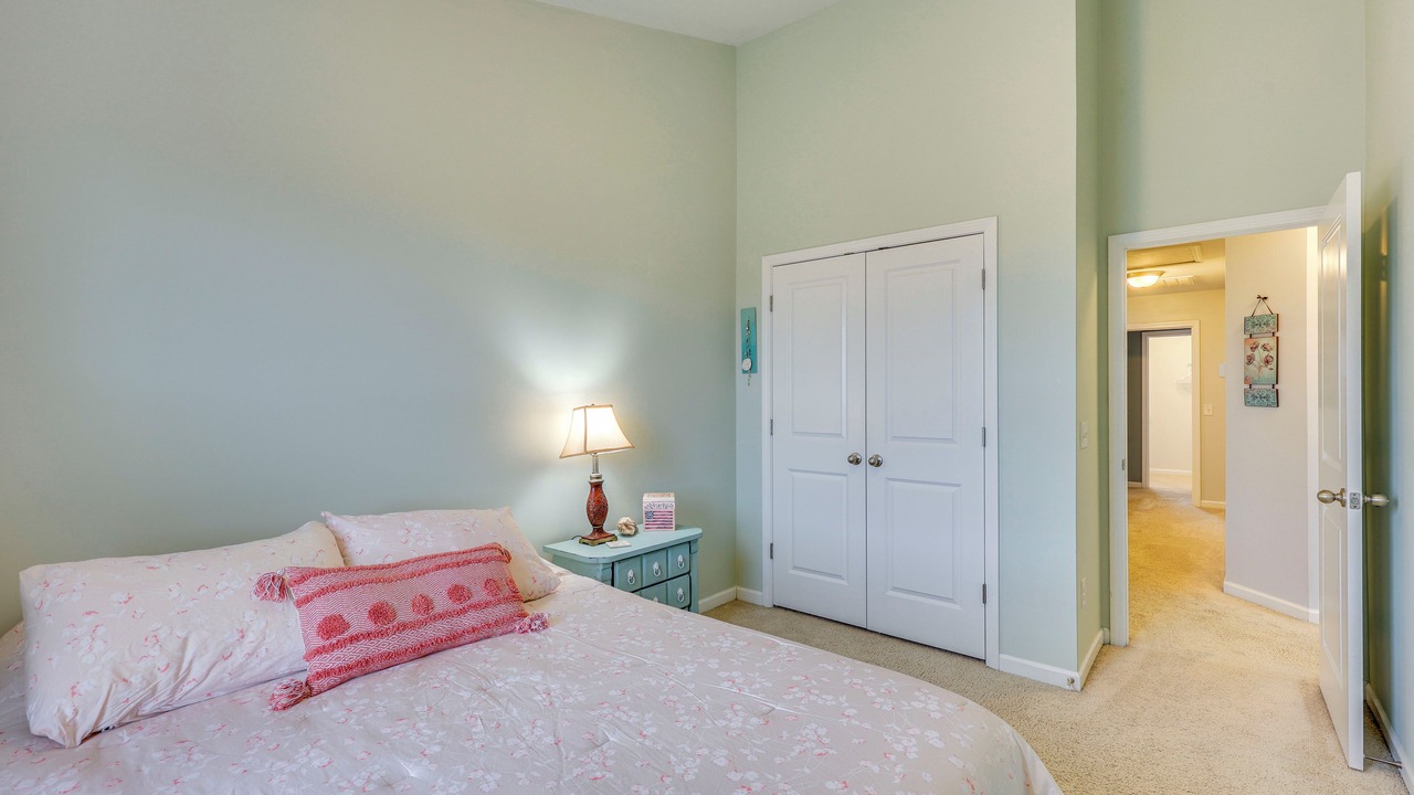 Photo of Bedroom in Murraysville