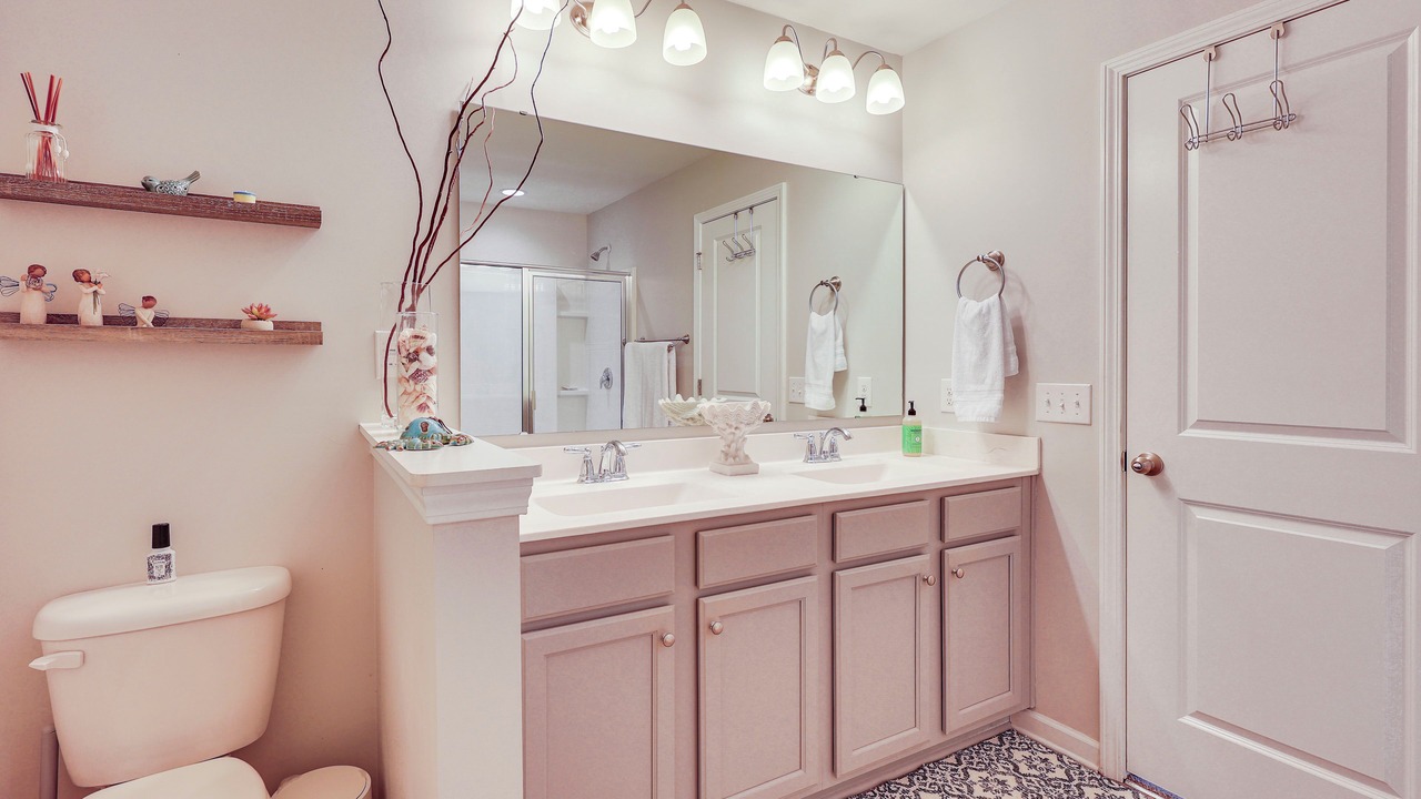 Photo of Bathroom in Murraysville