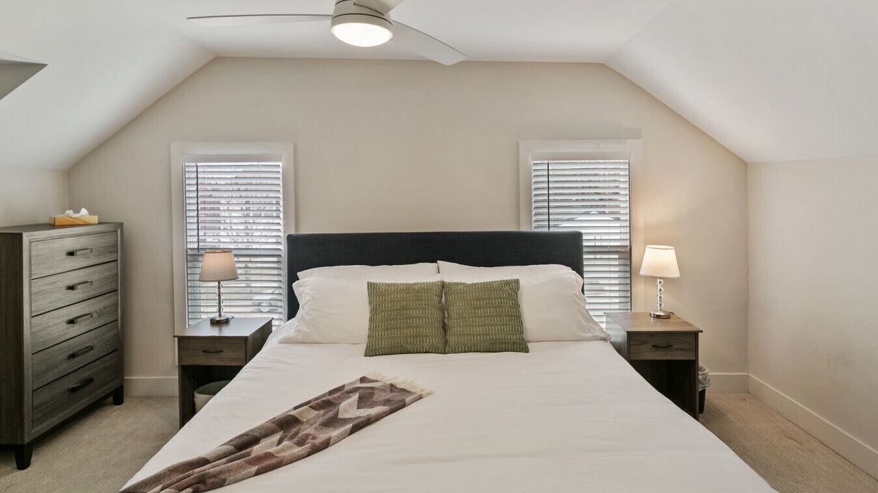Photo of Bedroom in Libertyville