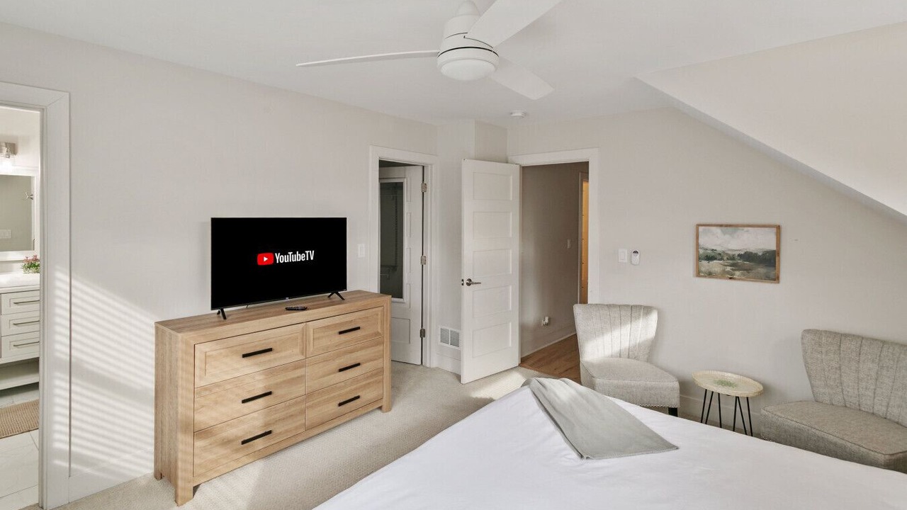 Photo of Bedroom in Libertyville
