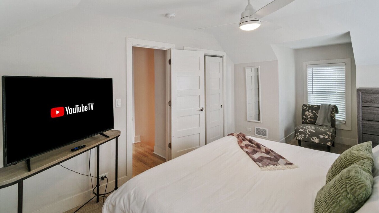 Photo of Bedroom in Libertyville