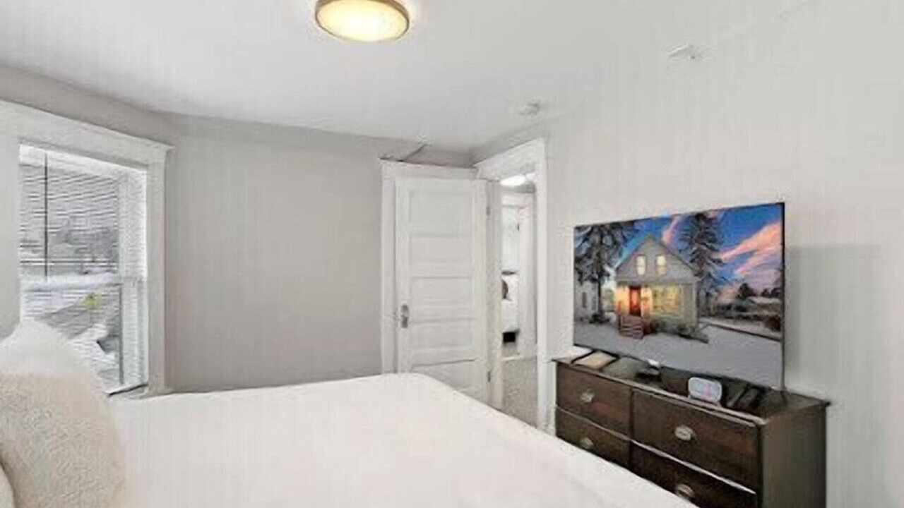 Photo of Bedroom in Libertyville
