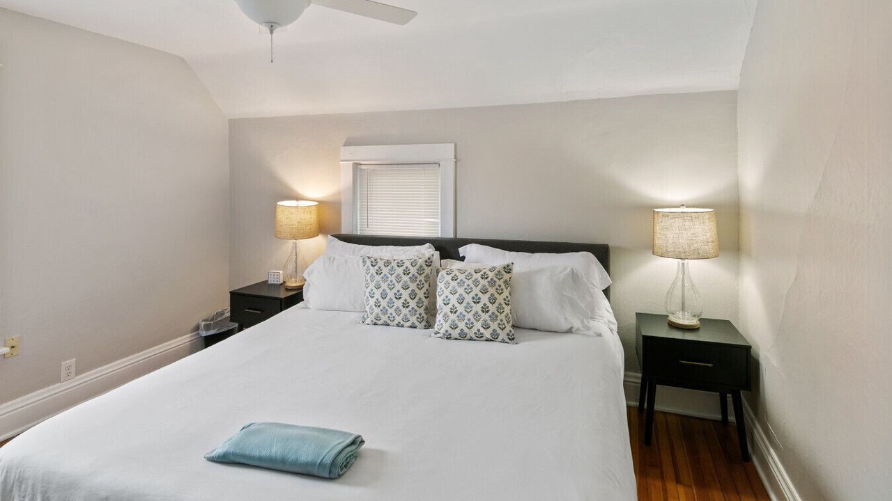Photo of Bedroom in Libertyville
