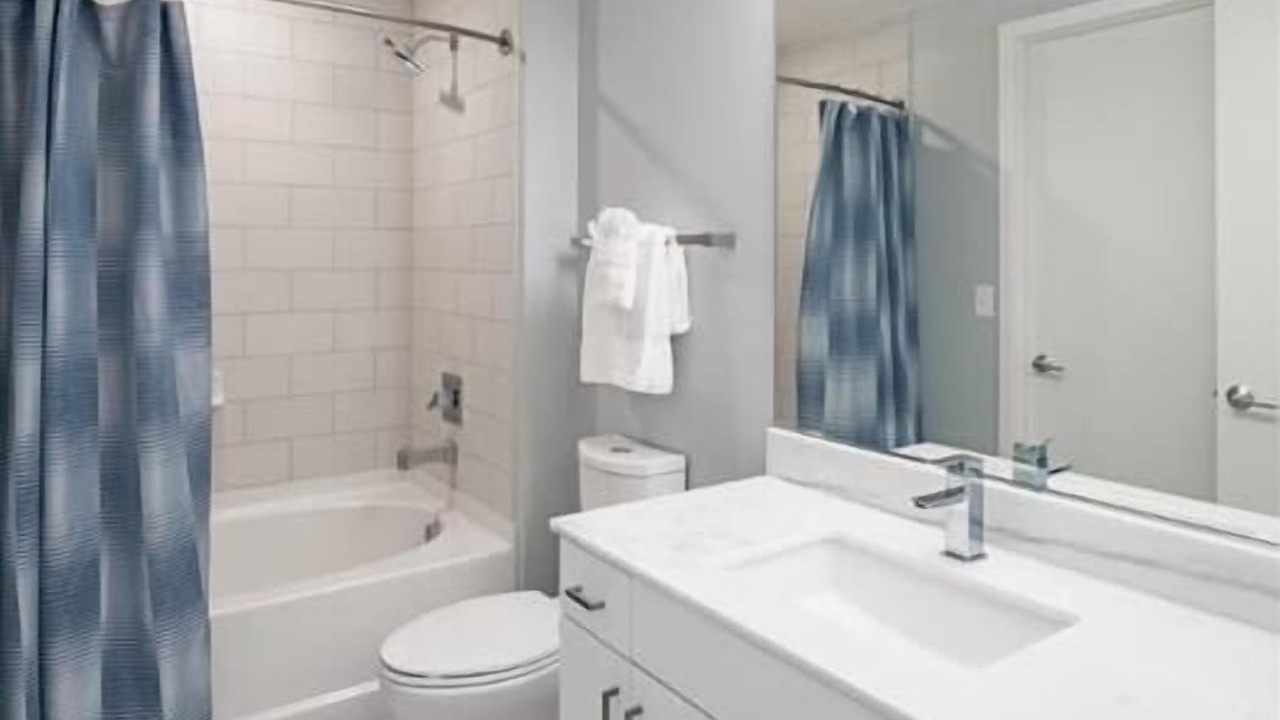 Photo of Bathroom in Woodmont Triangle