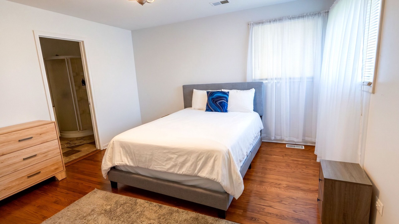 Photo of Bedroom in Northbrook