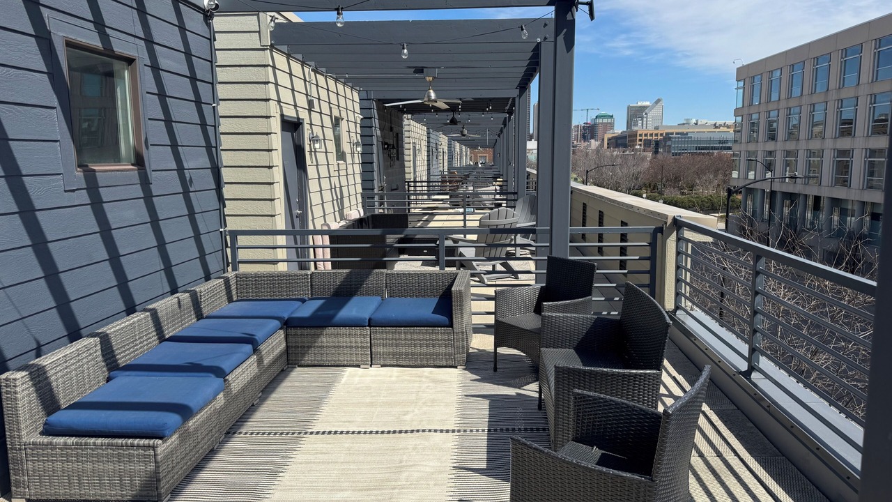 Photo of Patio Balcony in Downtown Des Moines