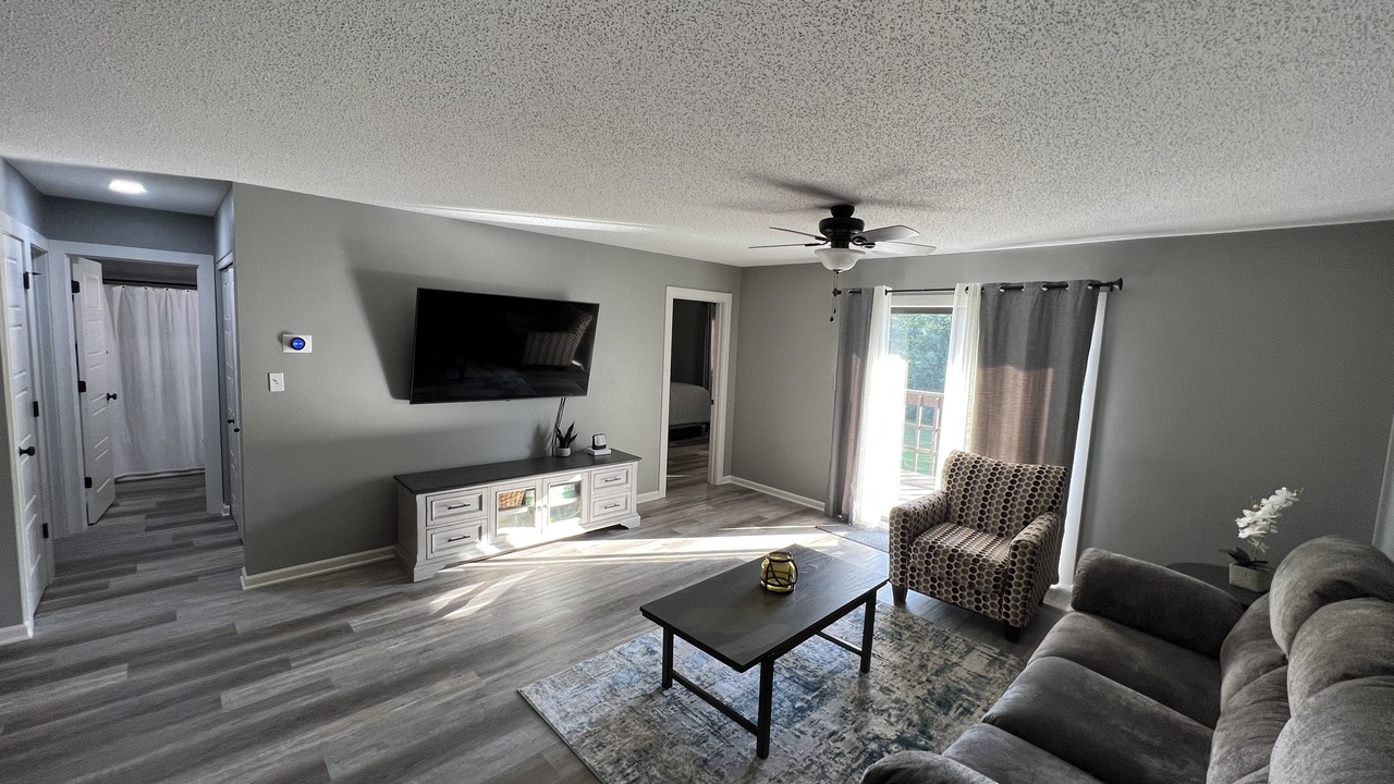 Photo of Bedroom in Monroe City