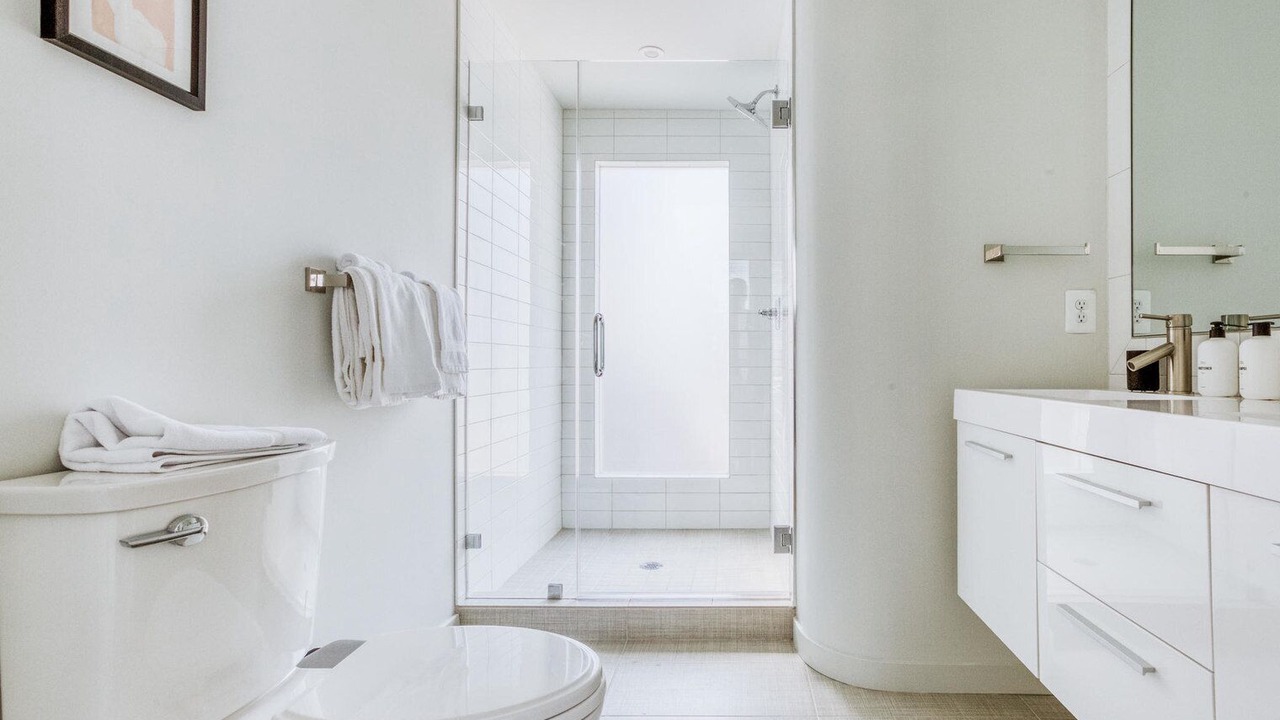 Photo of Bathroom in H Street Corridor