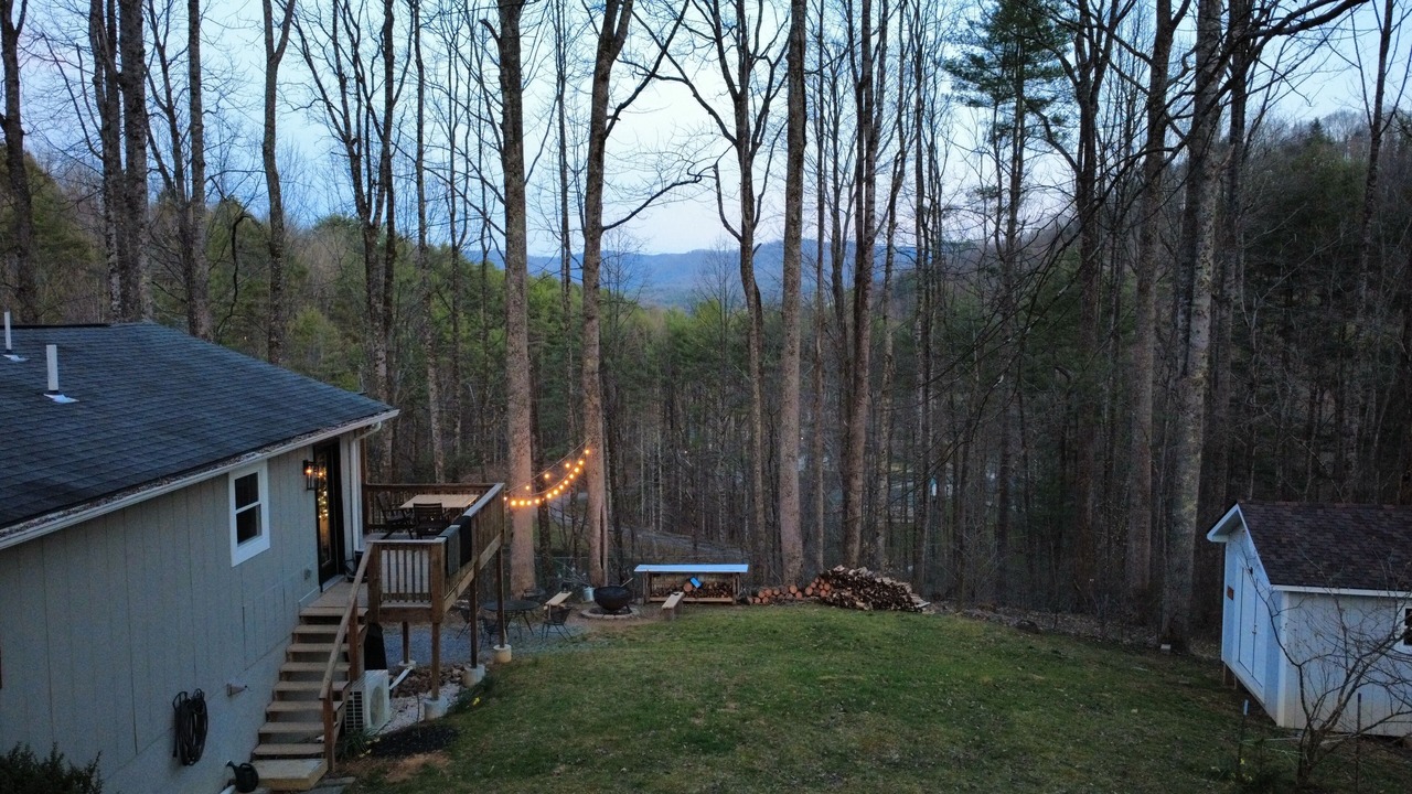 Photo of Patio Balcony in Mountain City