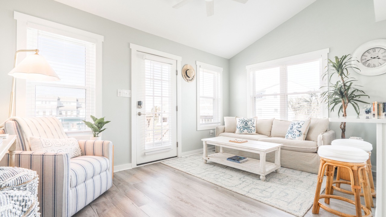 Photo of Livingroom in North Topsail Beach